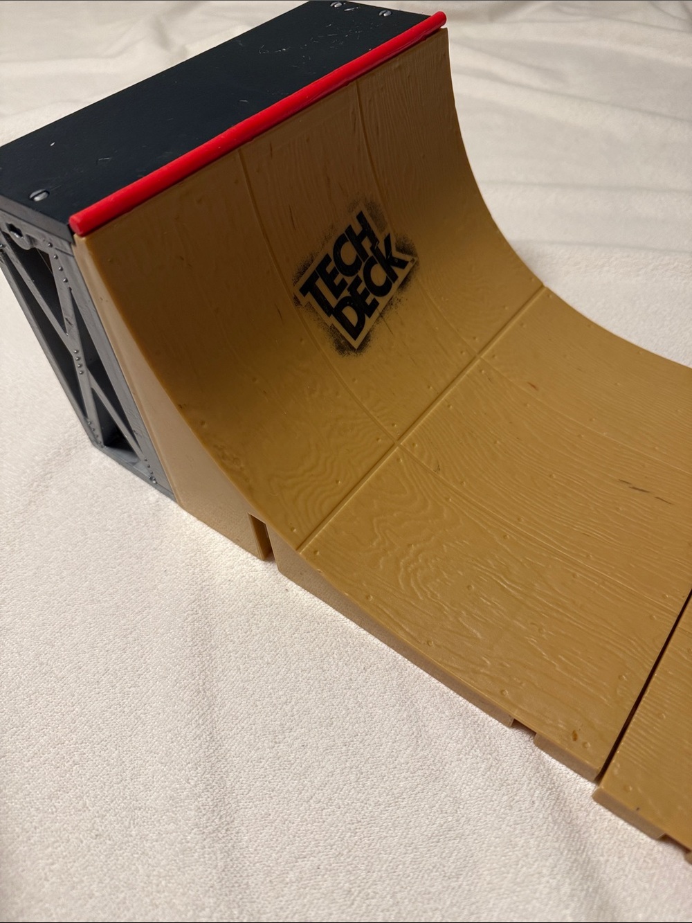 Tech Deck Ramp - Picture 2 of 5